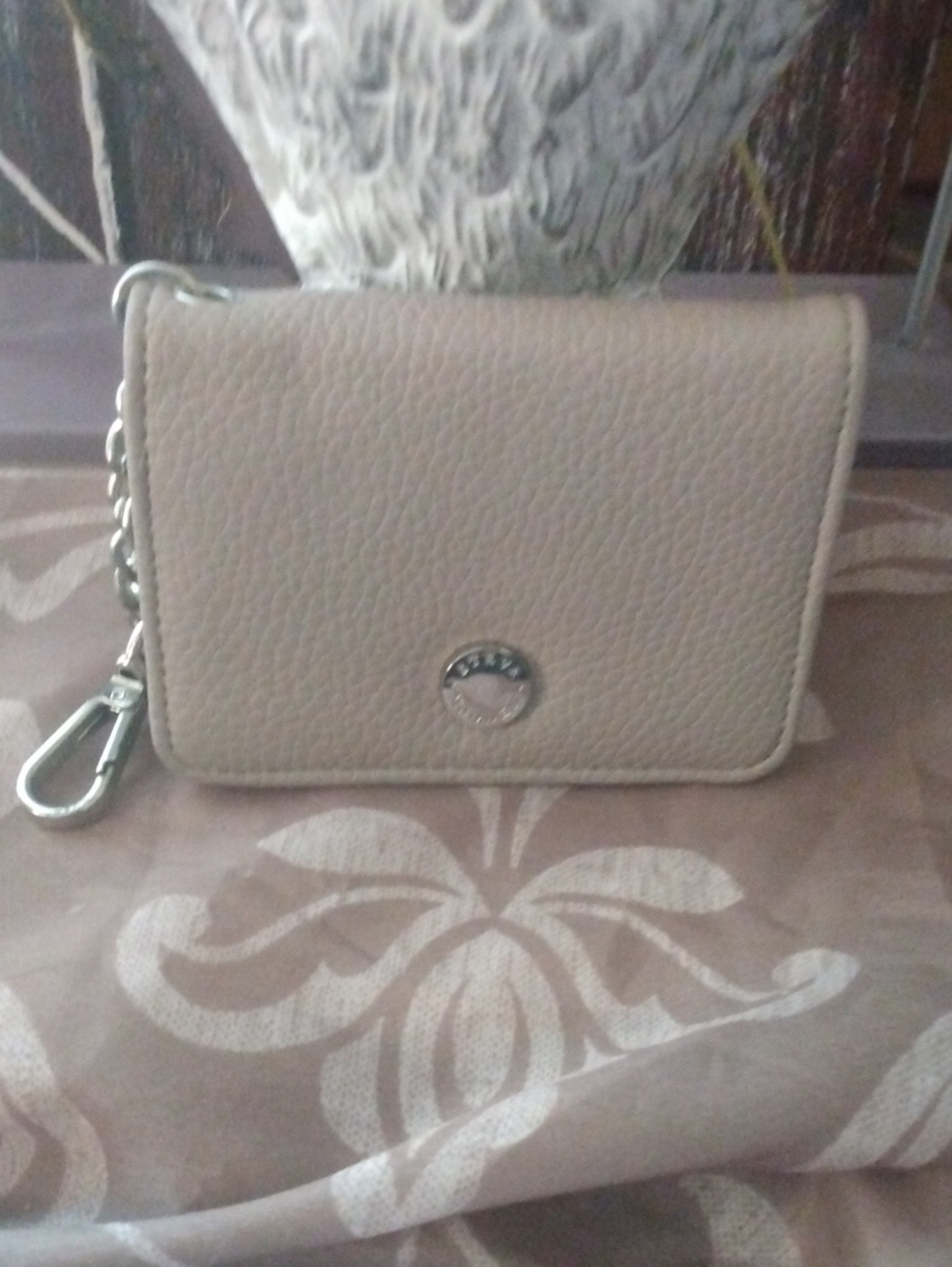 Steve Madden Tan Pebbled Zip Around Card Case Wallet ID Window